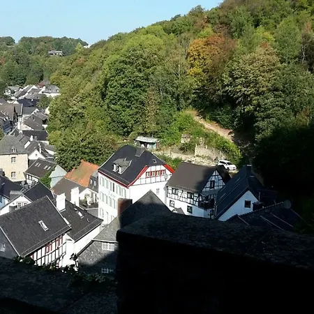Burg Blankenheim Apartment